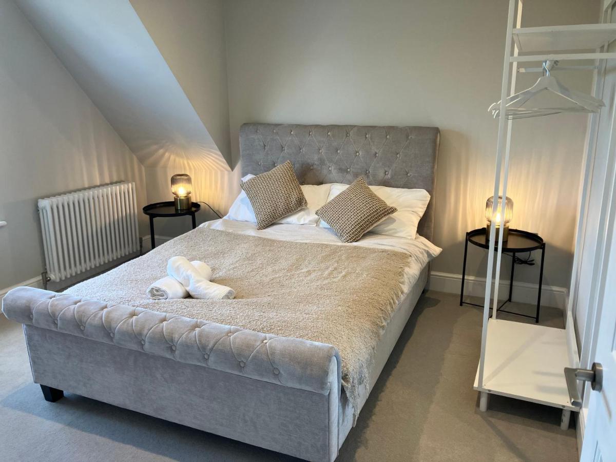 Stylish 1 Bed Flat With Private Terrace In Wimbledon - 3 The Queens London Exterior foto