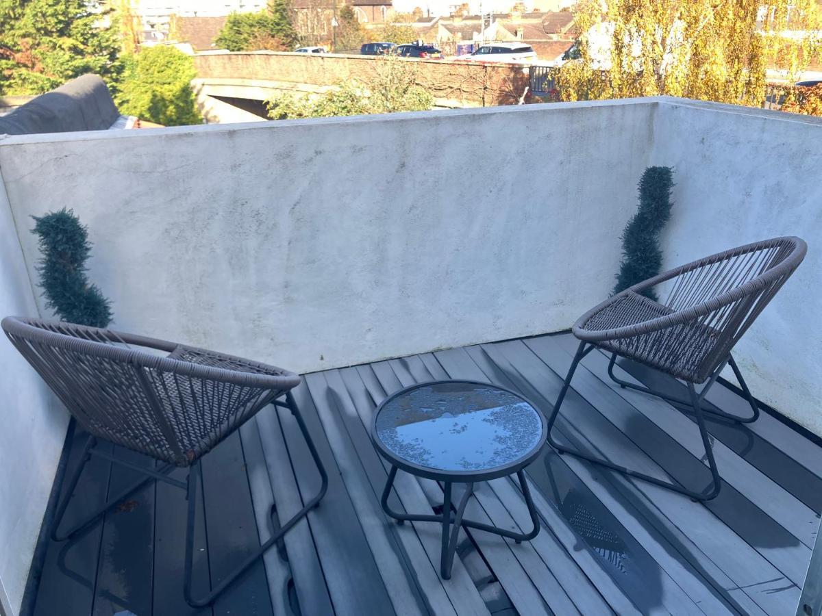 Stylish 1 Bed Flat With Private Terrace In Wimbledon - 3 The Queens London Exterior foto